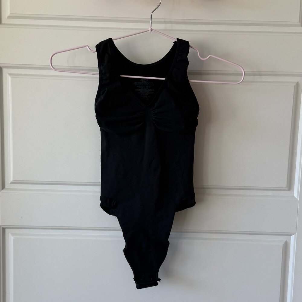 Skims Seamless Sculpt Scoop Neck Thong Bodysuit